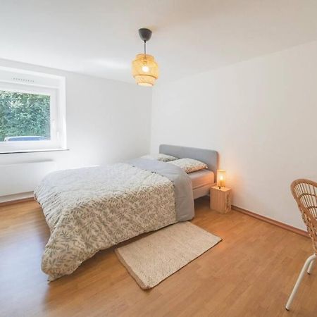 Charmant Appartement 2 Chambres Proche Luxembourg Rédange Exterior foto